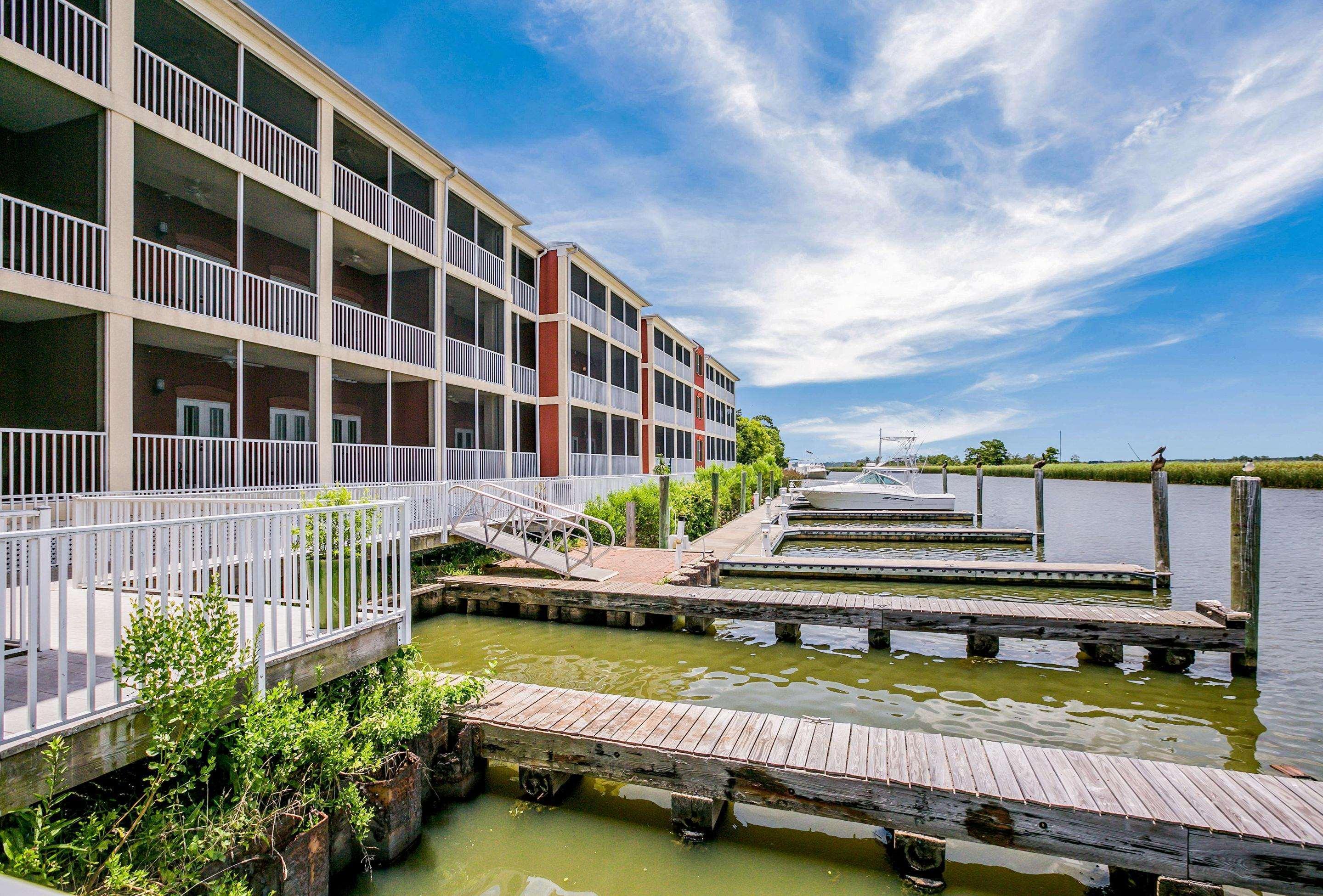 Water Street Hotel & Marina, Ascend Hotel Collection アパラチコラ エクステリア 写真